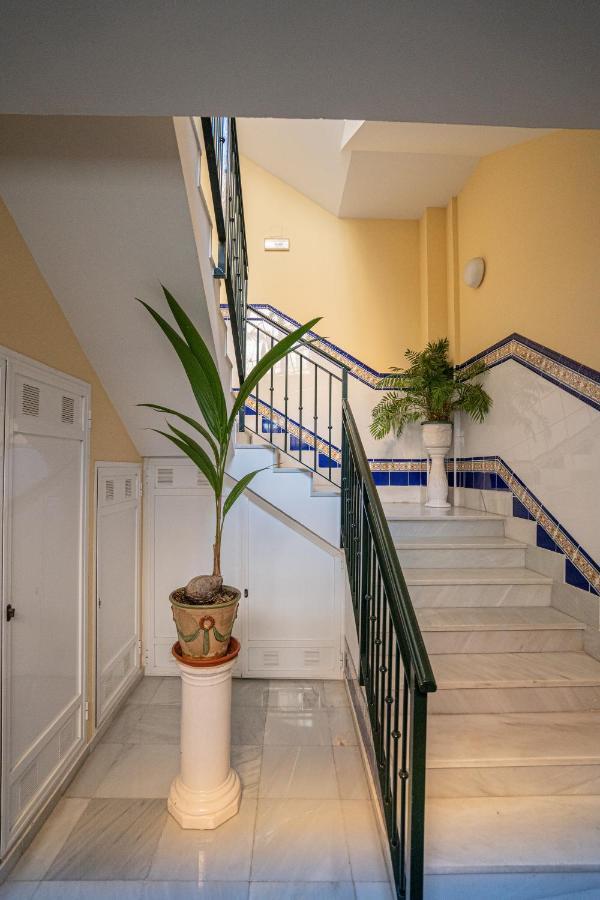 Stay U-Nique Apartment Alonso Benitez Malaga Exterior photo
